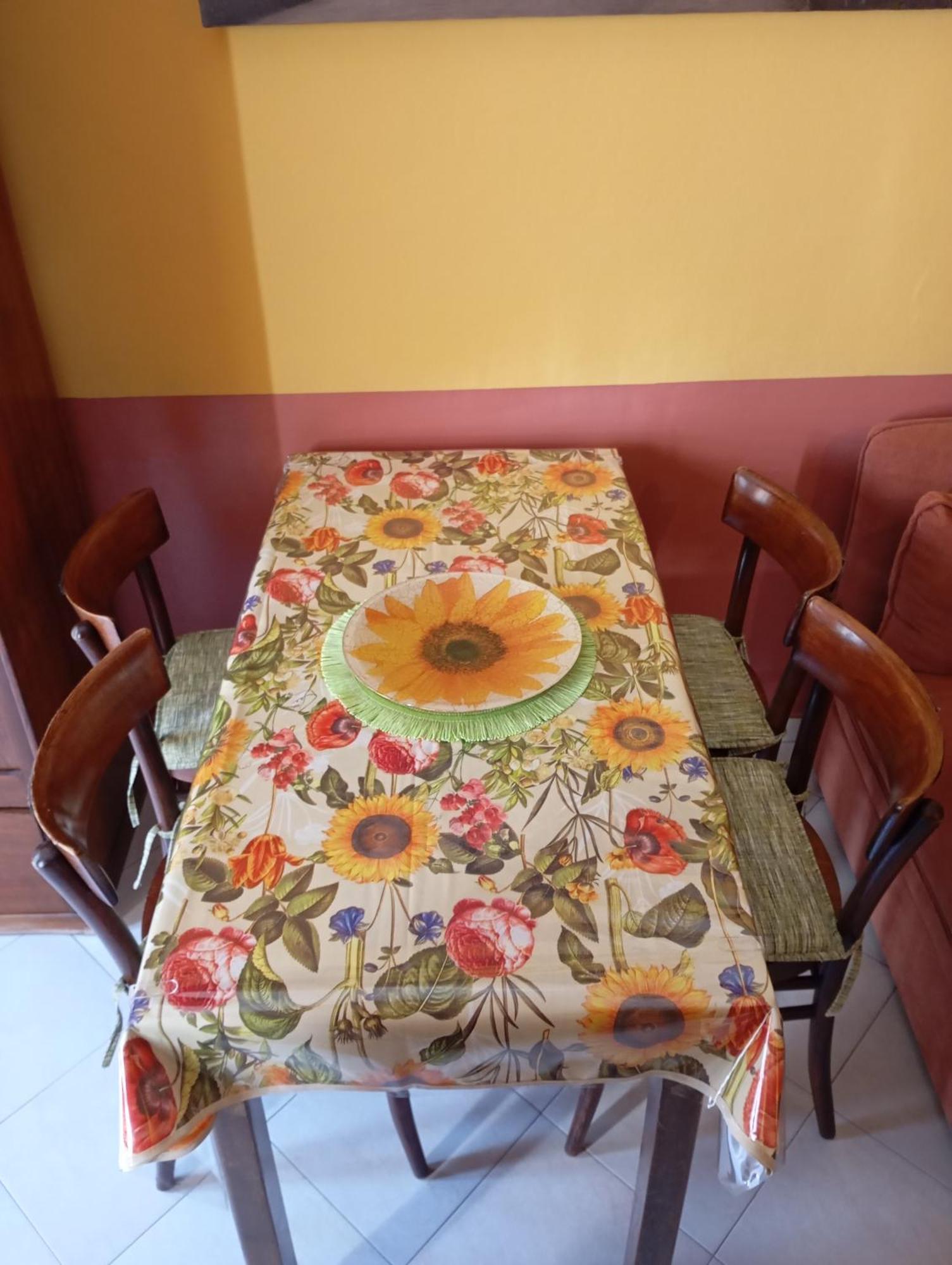 Flores Home, Vintage & Comfort Near Center, Navigli, Bocconi Appartamento Milano